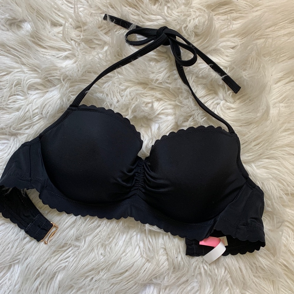 Victoria’s Secret scalloped bikini top